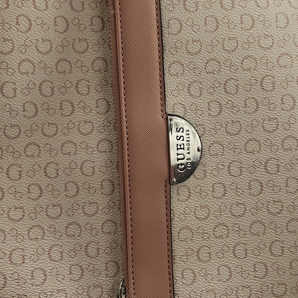 Guess Purse Bag - Picture 4 of 4